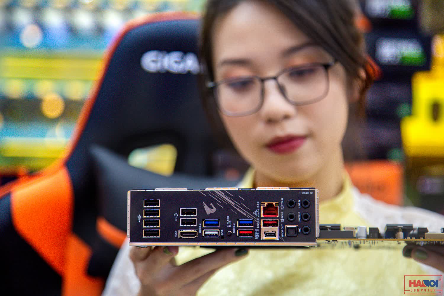 Mainboard Gigabyte B550 AORUS PRO (AMD B550, Socket AM4, ATX, 4 khe RAM DDR4)