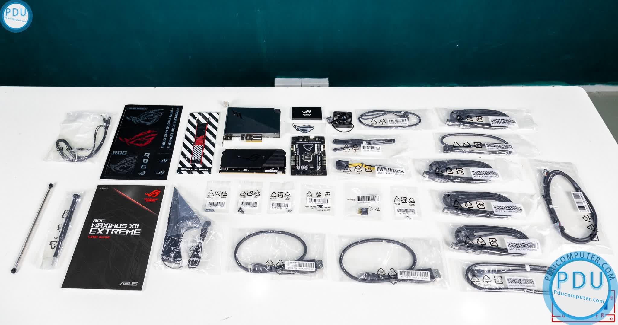 Mainboard ASUS ROG MAXIMUS XII EXTREME (Intel Z490, Socket 1200, E-ATX, 4 khe RAM DDR4)