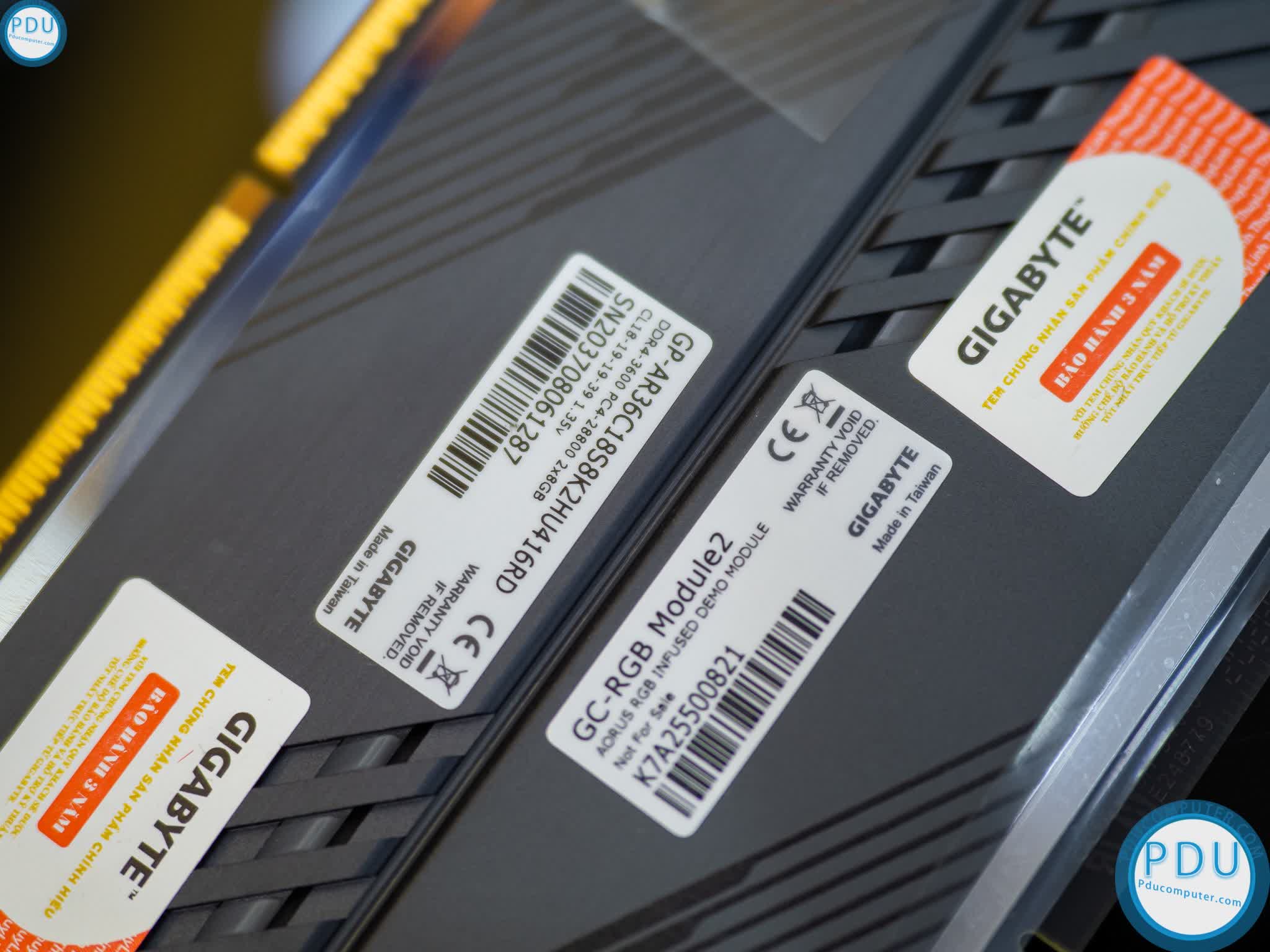 Ram Desktop Gigabyte AORUS RGB 16GB (2x8GB) (With Demo Kit) DDR4 3600Mhz (GP_AR36C18S8K2HU416RD)