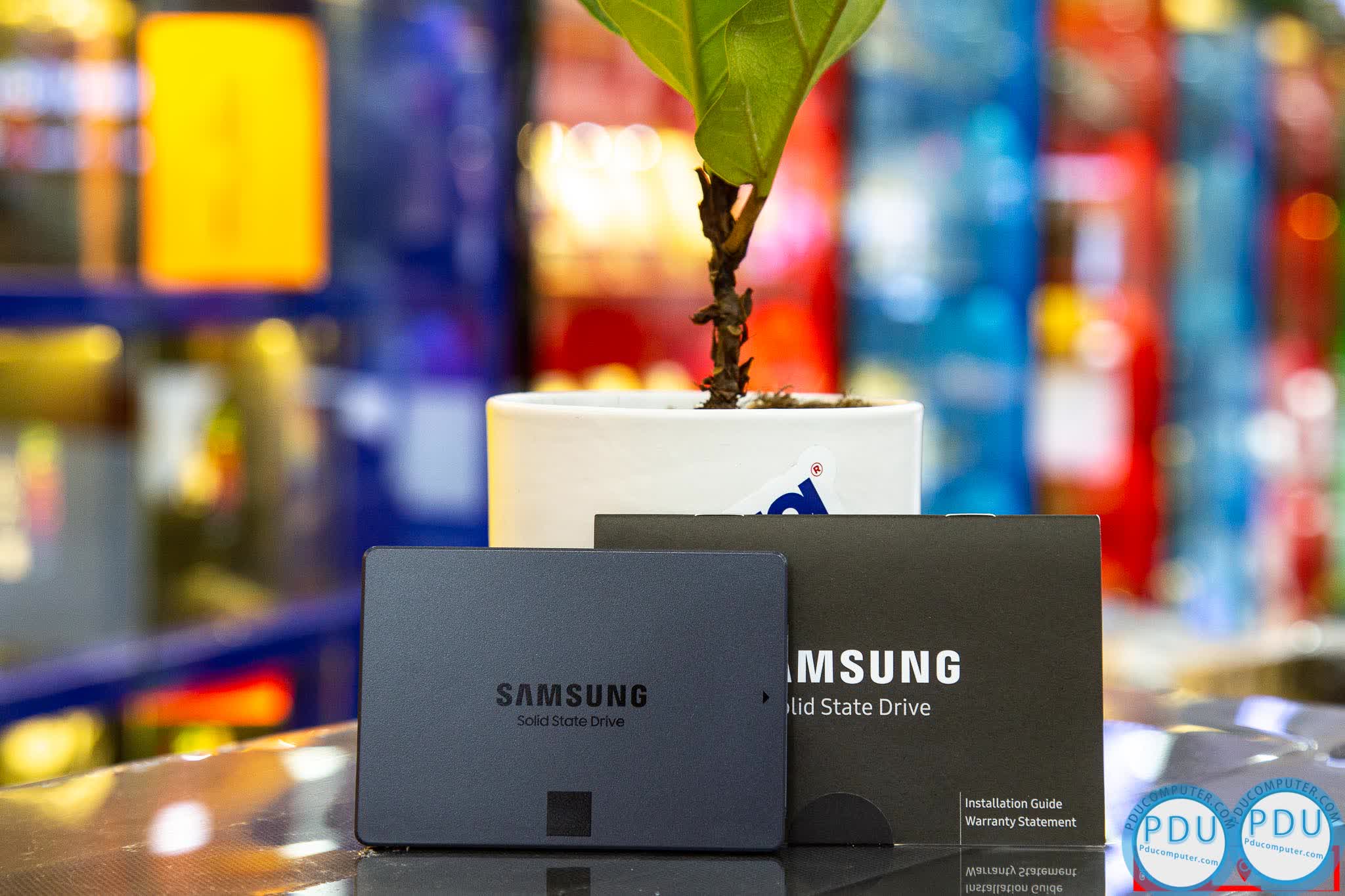 Ổ cứng SSD Samsung 860 QVO 1TB 2.5 inch SATA3 (Đọc 550Mb/s - Ghi 520Mb/s) - (MZ-76Q1TOBW)