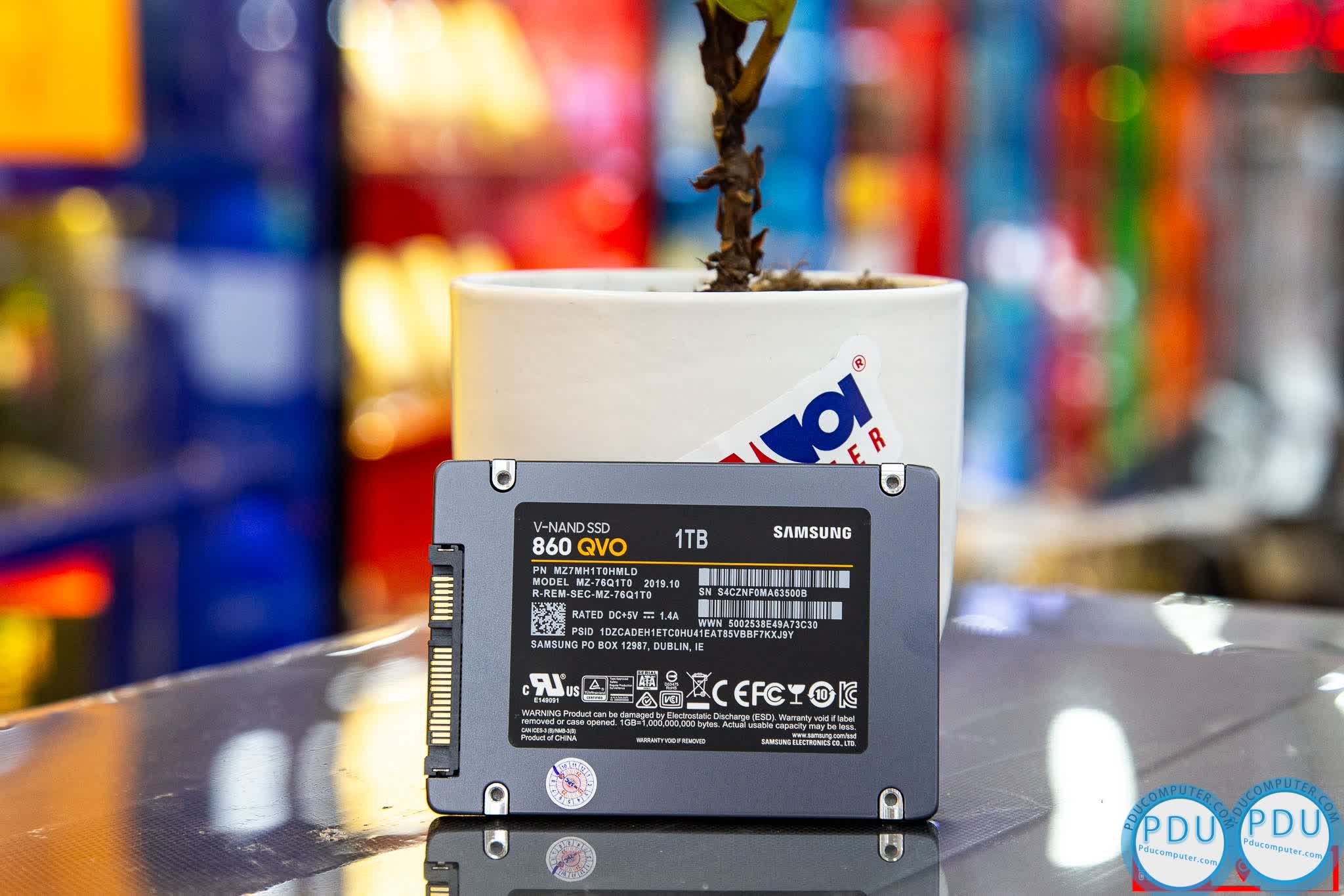 Ổ cứng SSD Samsung 860 QVO 1TB 2.5 inch SATA3 (Đọc 550Mb/s - Ghi 520Mb/s) - (MZ-76Q1TOBW)