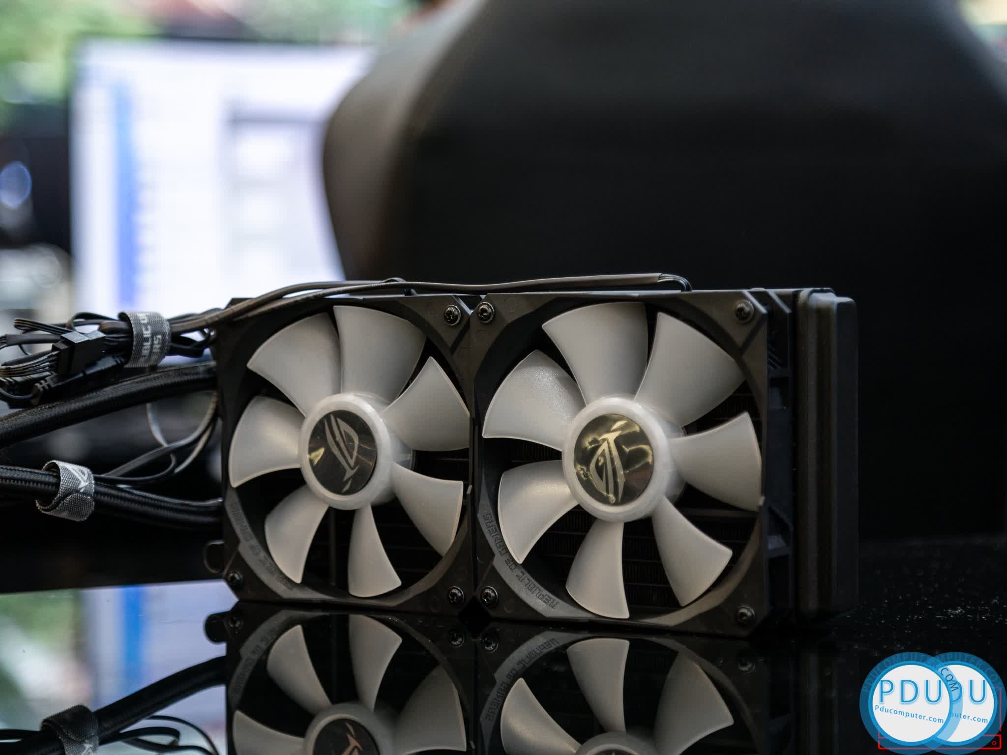 Card màn hình ASUS ROG STRIX-LC-RX 6800 XT-O16G-GAMING (16GB GDDR6, 256-bit, HDMI, 2x8-pin)