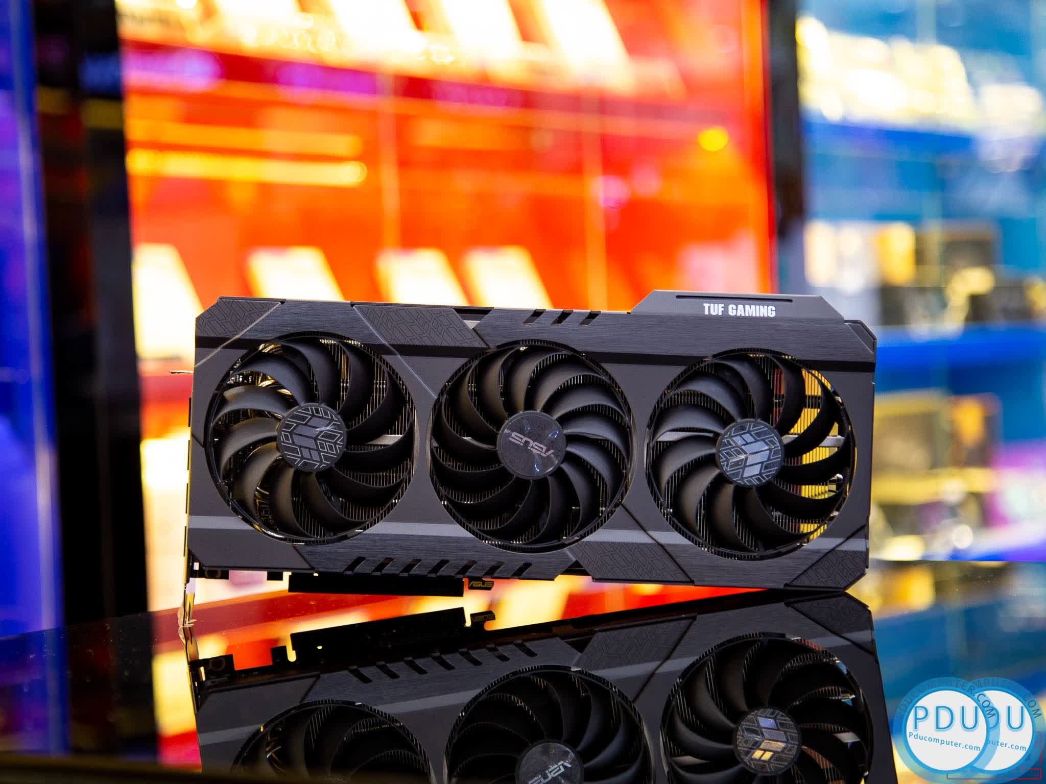 Card màn hình Asus TUF-RX6900XT-O16G-GAMING (16GB GDD6, 256-bit, HDMI +DP, 2x8-pin)