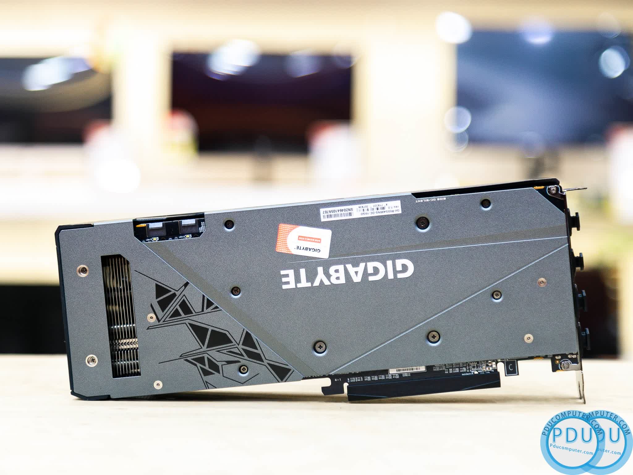 Card màn hình Gigabyte RX 6800 GAMING OC (16GB GDDR6, 256-bit, HDMI+DP, 2x8-pin)