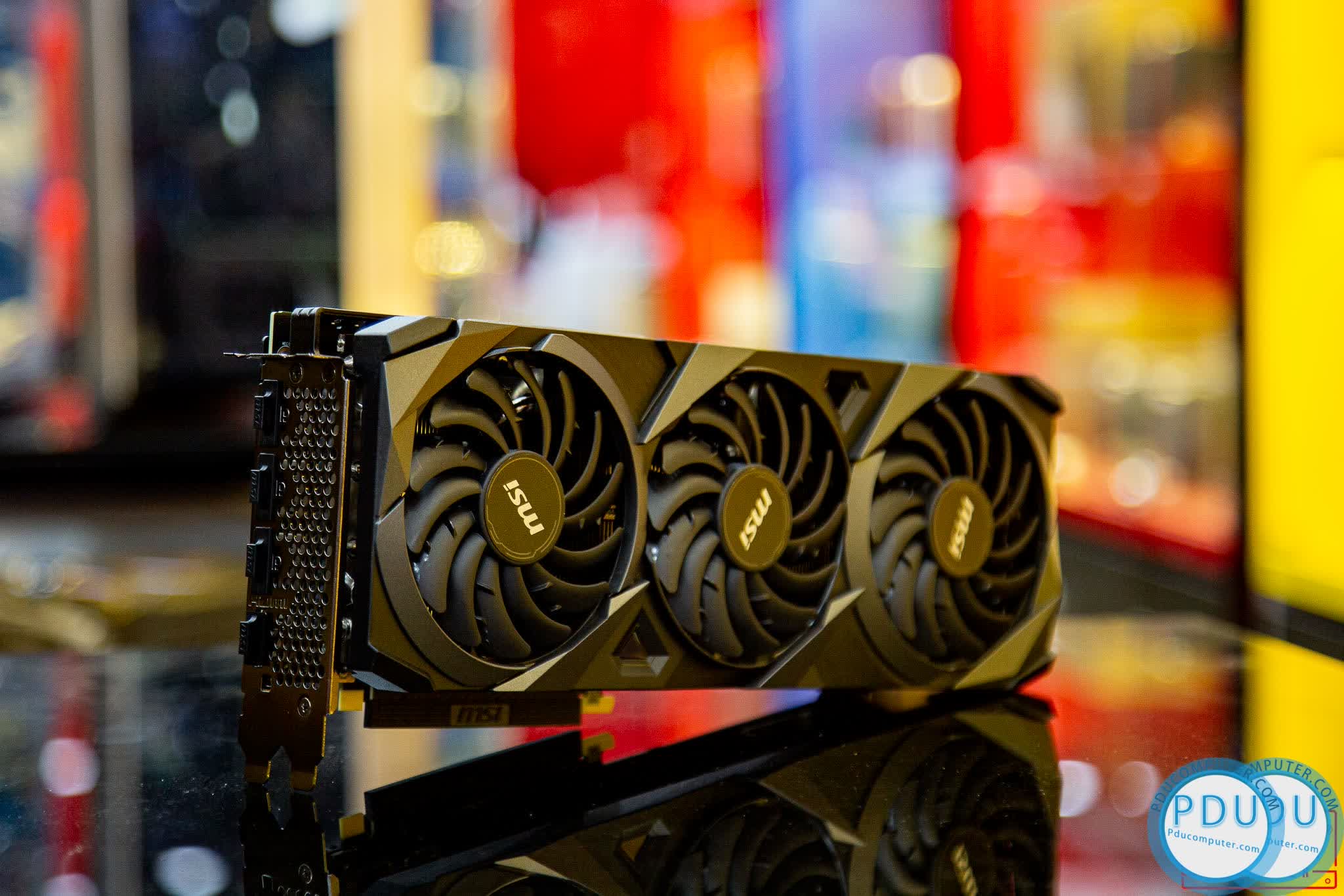 Card màn hình MSI RTX 3090 VENTUS 3X OC 24G (24GB GDDR6X, 384-bit, HDMI +DP, 2x8-pin)