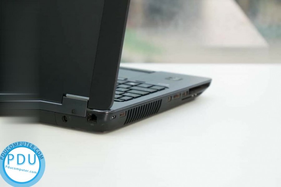 ngoài hình Laptop Cũ HP ZBook 15 G2 i7-4810MQ | RAM 8GB | SSD 256 GB | 15.6